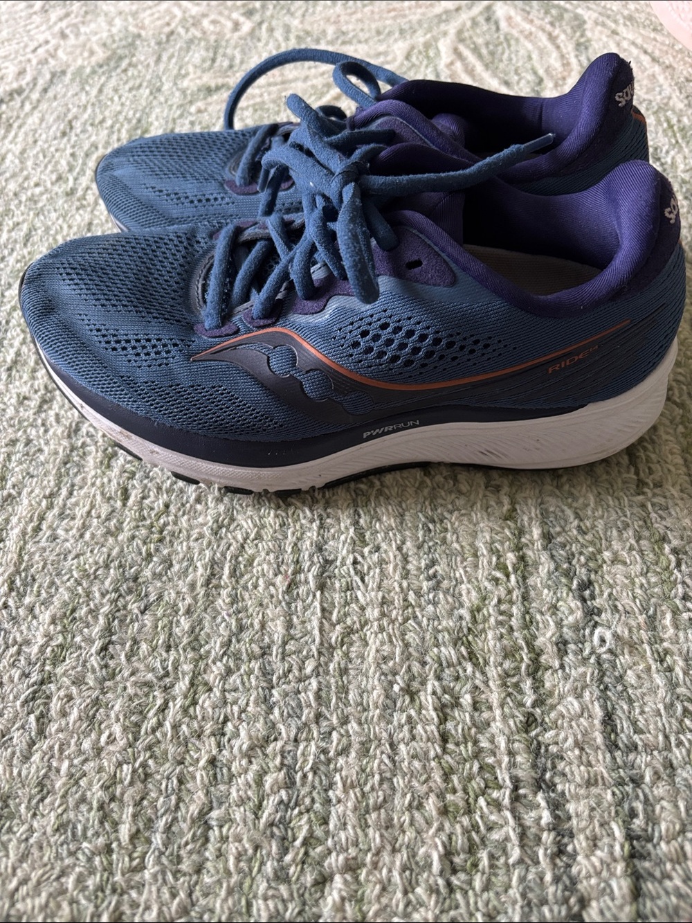 Saucony Women's Teal and Purple Ride Running Shoes